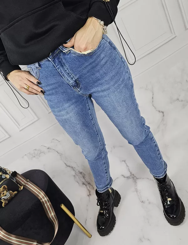 Jasne jeansy  Msara  z kieszeniami